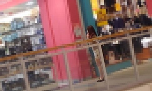 【無修正ｘ個人撮影】人の奥さん 旦那と買い物中に呼び出して中出しSEXの後で旦那へRelease！！