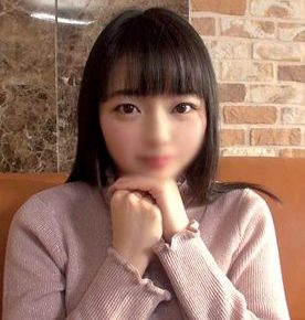 【ロリロリ】りおん（20歳）★ど緊張のロリロリ娘はヤり出すとチンポをペロペロの腰ふりっふりっのエロエロ娘。何度かギブした後どぴゅどぴゅ大量中出し【ハメ撮り】【豪華おまけ付】 【フルHD】