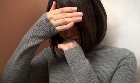 個撮）すごいローリング！【化粧品販売員さん】ハイクオリティ見つめてフェラチオ